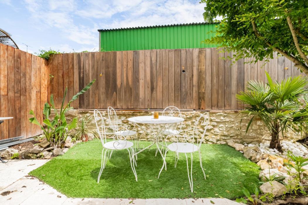 Le Loft Bergeracois & Salle De Jeux מראה חיצוני תמונה